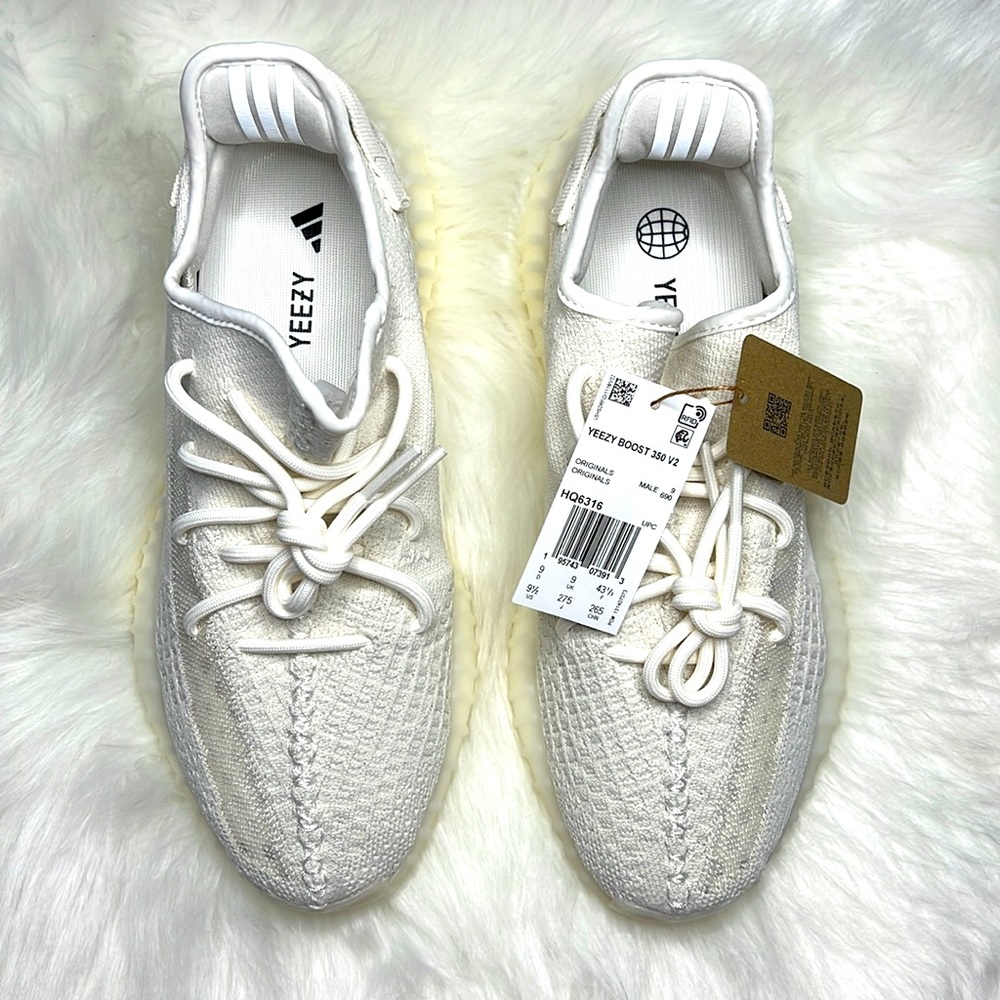 Yeezy 350 Bone